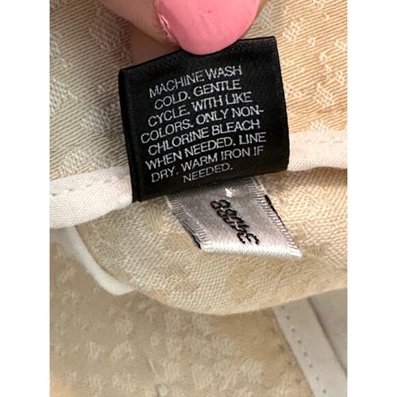 Express Design Studio beige printed mini skirt size 6 - Picture 4 of 11